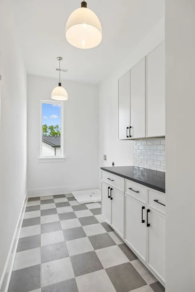 1625B Northview Avenue Nashville TN 37216