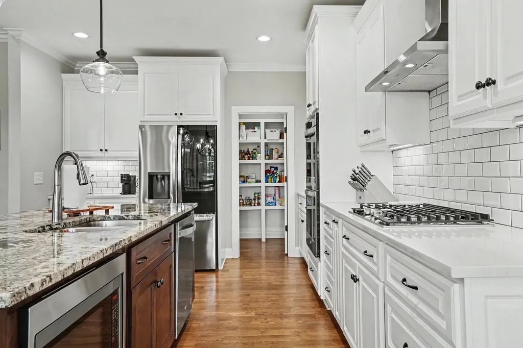 8002 Traditions Lane Columbia TN 38401