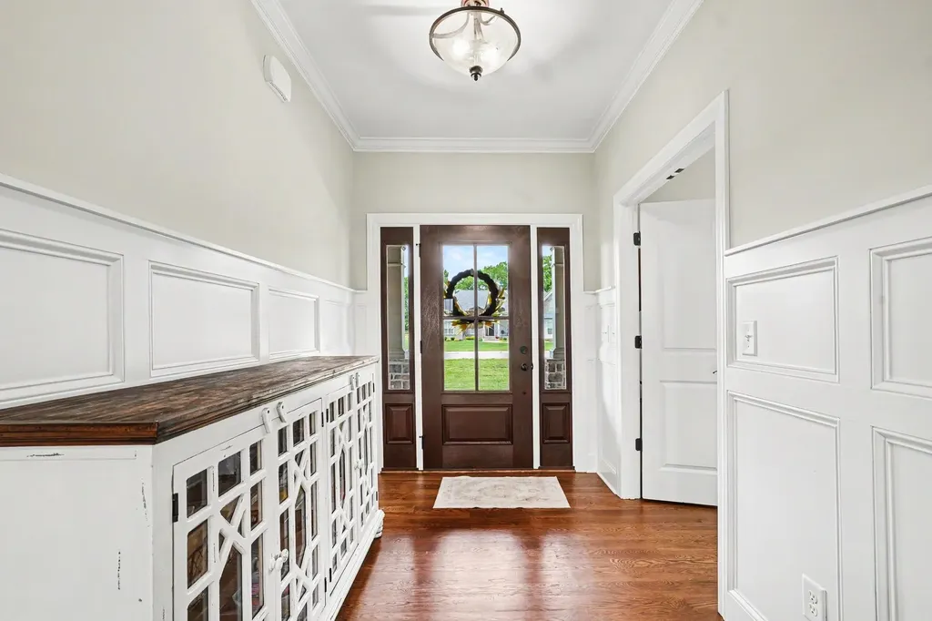 8002 Traditions Lane Columbia TN 38401