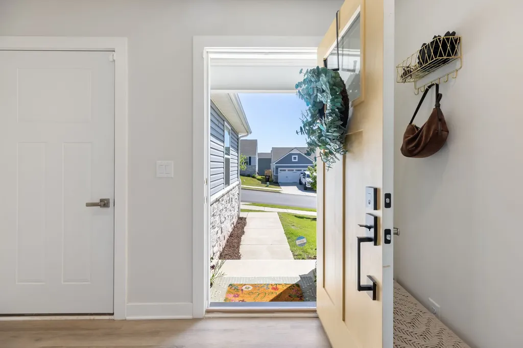 2737 Thornton Grove Boulevard Nashville TN 37207