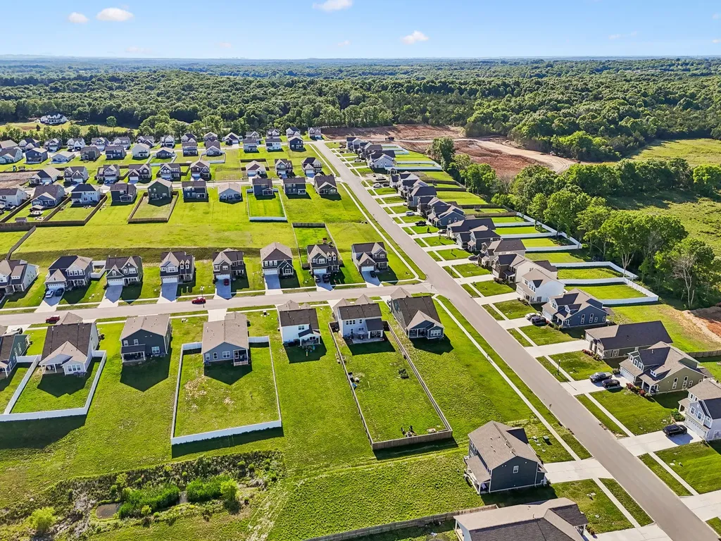 203 Goldfinch Road Mount Juliet TN 37122