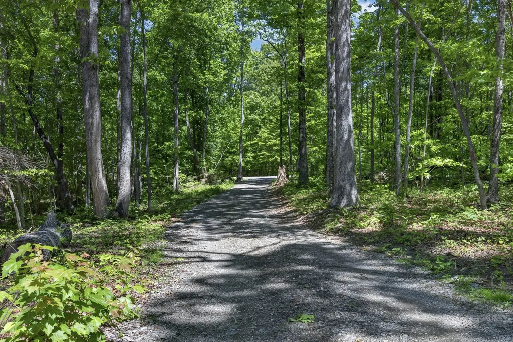 55236 Maynard Ridge Lane Crawford TN 38554