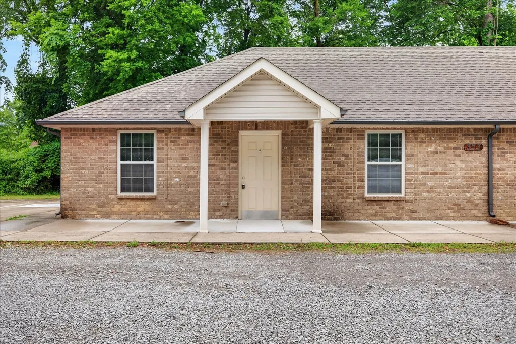 333 Rossview Road Clarksville TN 37043