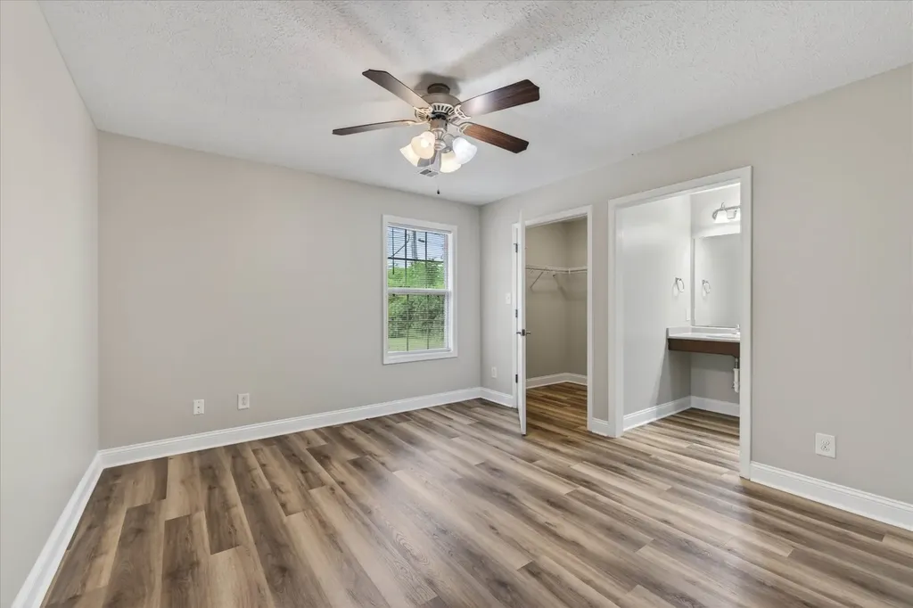 333 Rossview Road Clarksville TN 37043