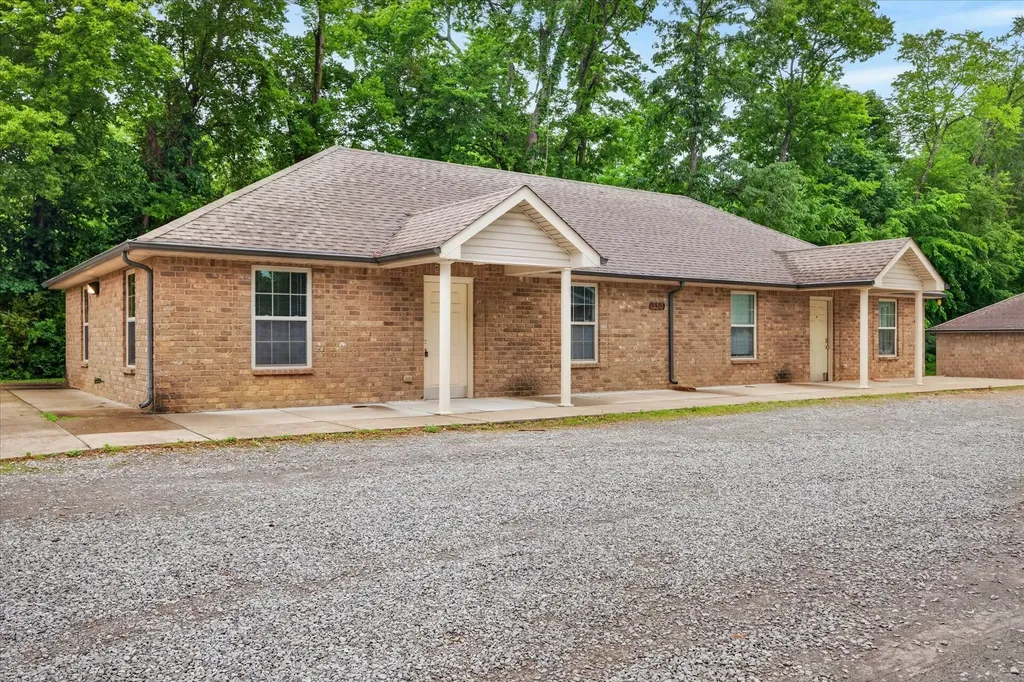 333 Rossview Road Clarksville TN 37043
