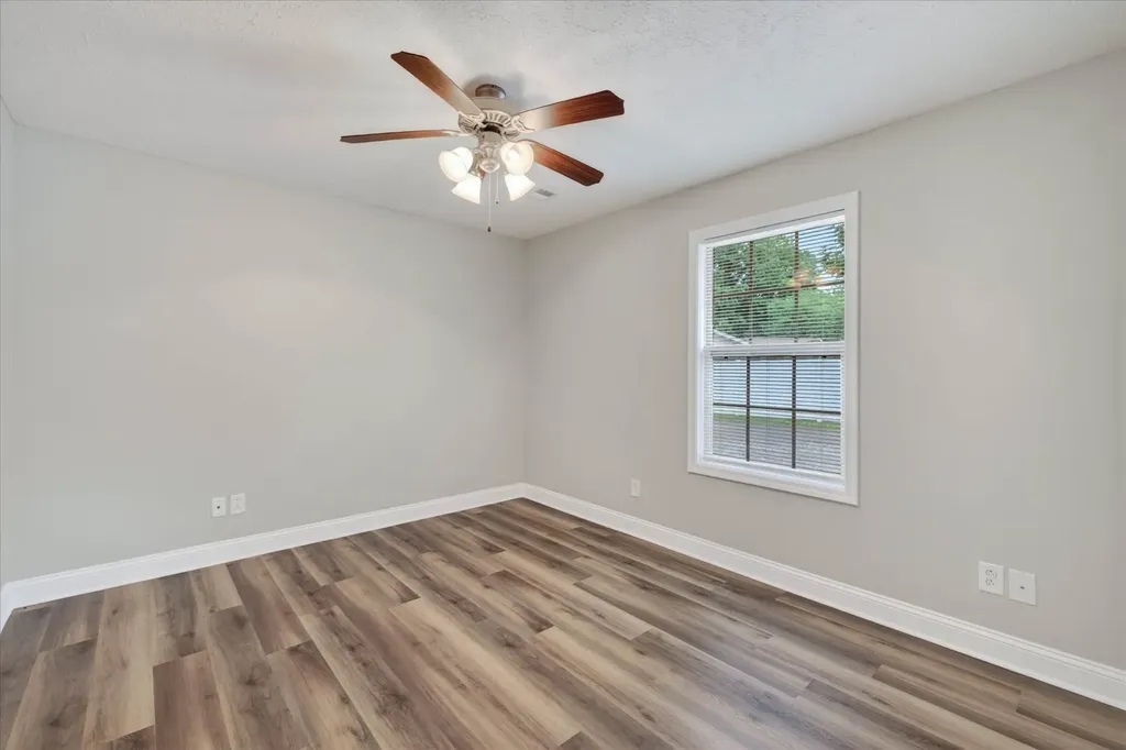 333 Rossview Road Clarksville TN 37043