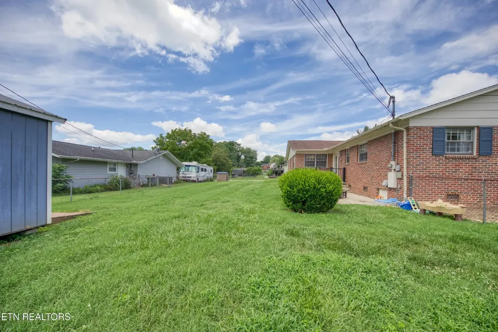7629 Berkshire Boulevard Powell TN 37849