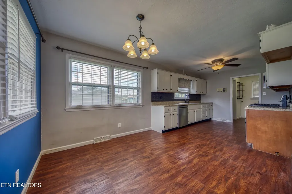 7629 Berkshire Boulevard Powell TN 37849