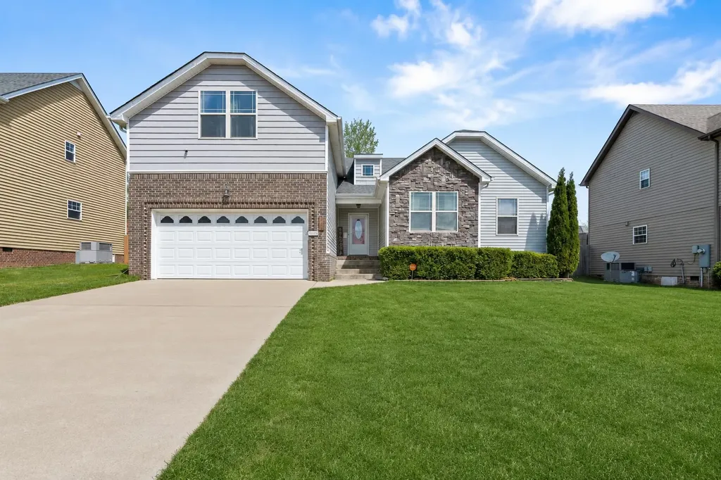 1133 Ishee Drive Clarksville TN 37042