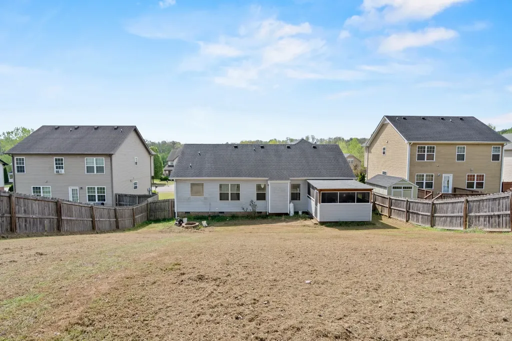 1133 Ishee Drive Clarksville TN 37042