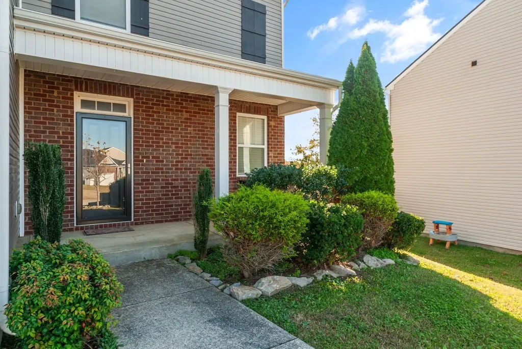 664 Prominence Road Columbia TN 38401