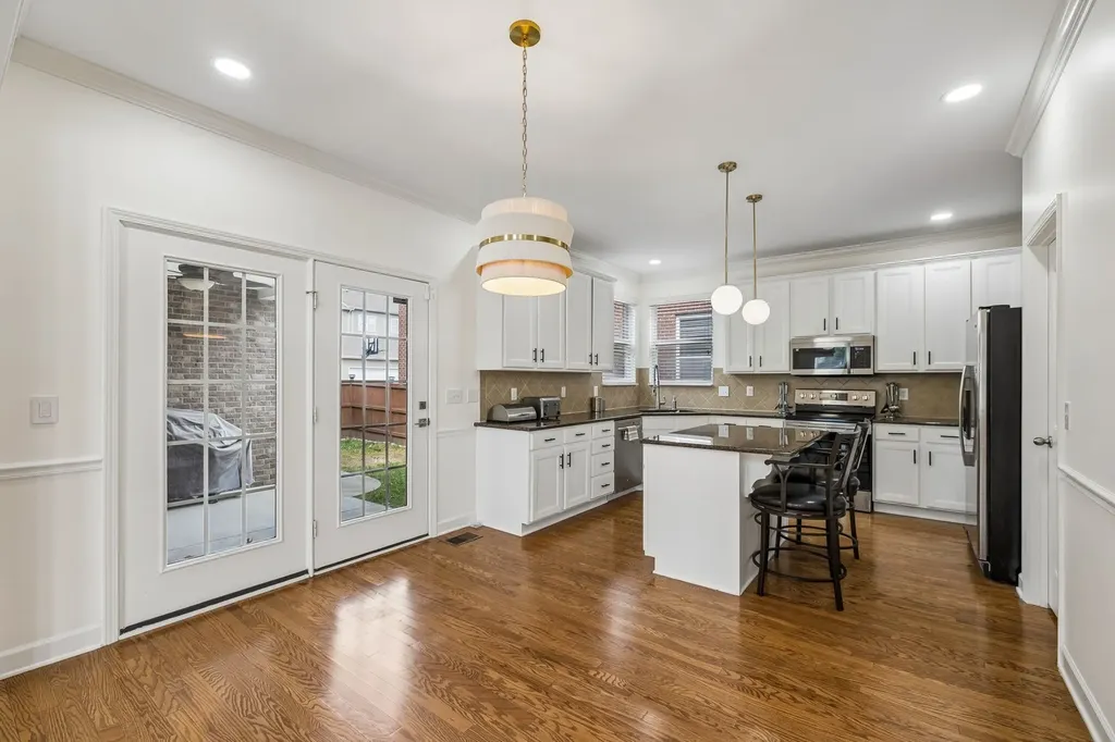 1064 Riverwood Village Hermitage TN 37076