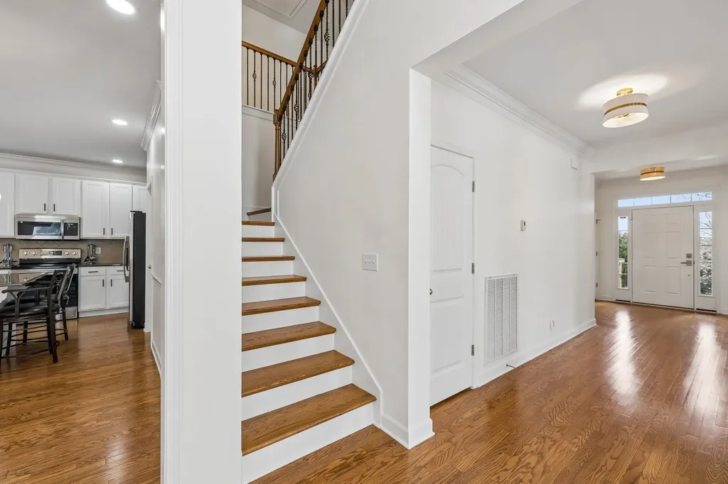 1064 Riverwood Village Hermitage TN 37076