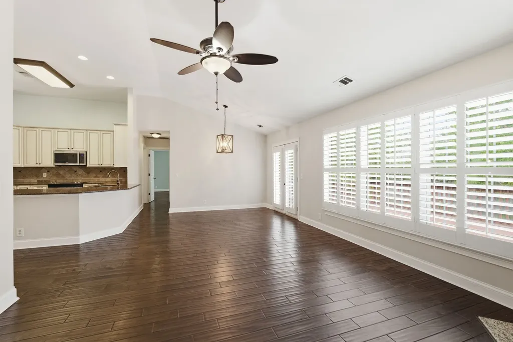 8225 Canoe Court Nashville TN 37221