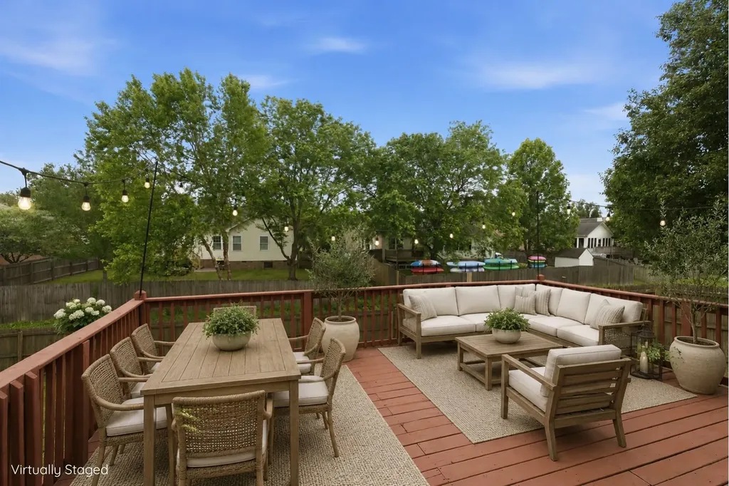 8225 Canoe Court Nashville TN 37221