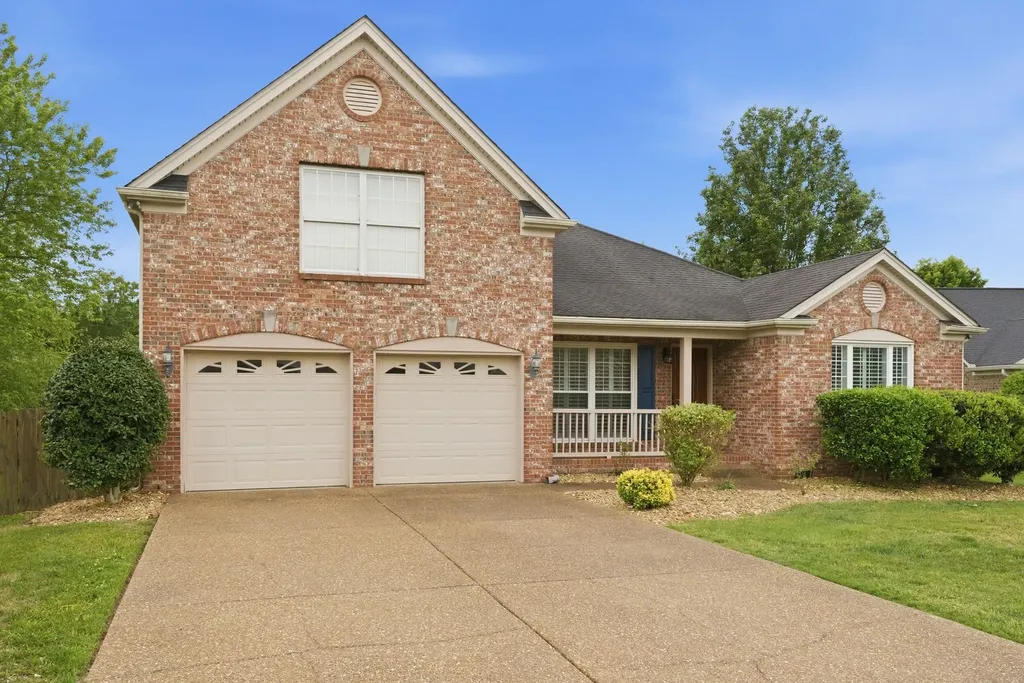 8225 Canoe Court Nashville TN 37221