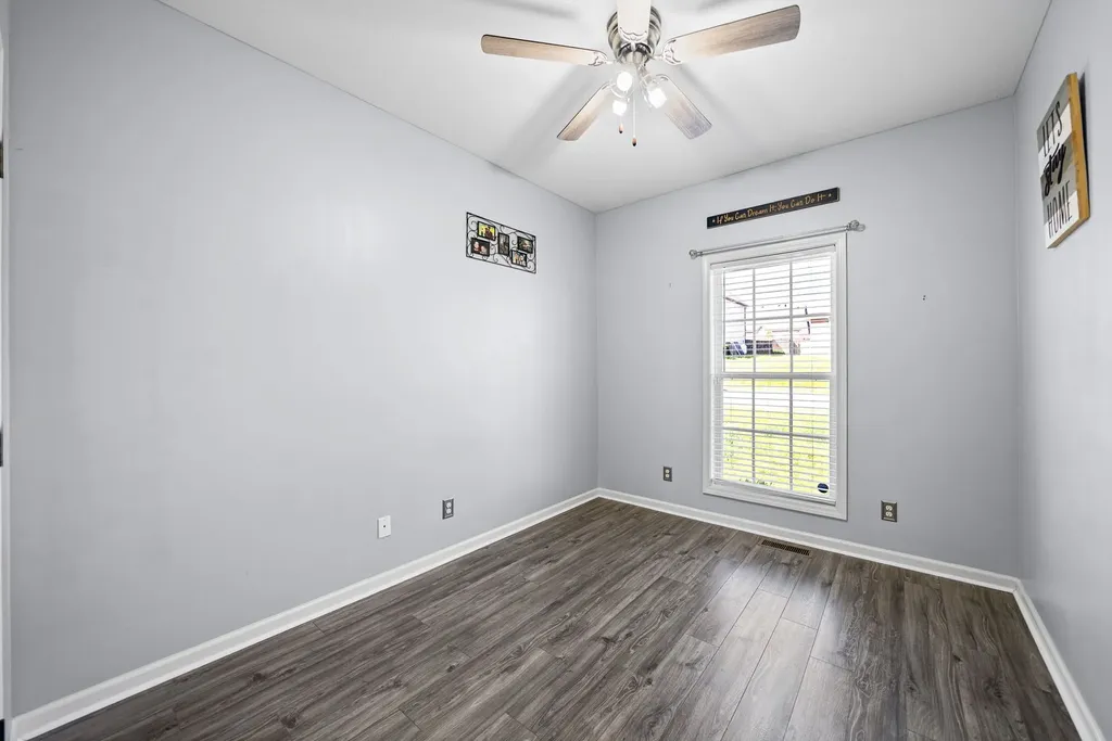 1616 Apache Way Clarksville TN 37042