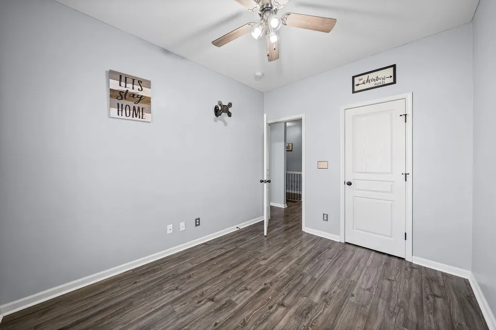 1616 Apache Way Clarksville TN 37042