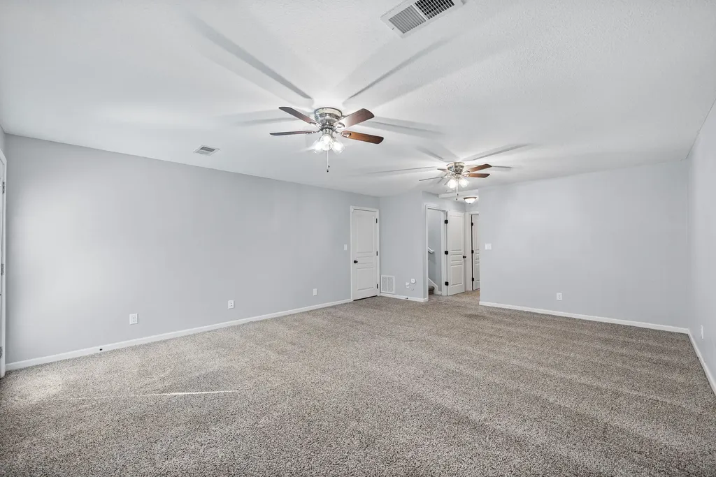 1616 Apache Way Clarksville TN 37042