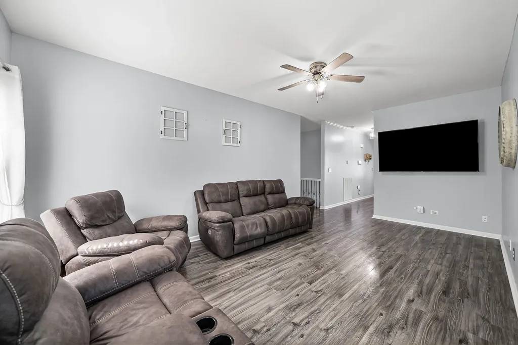 1616 Apache Way Clarksville TN 37042