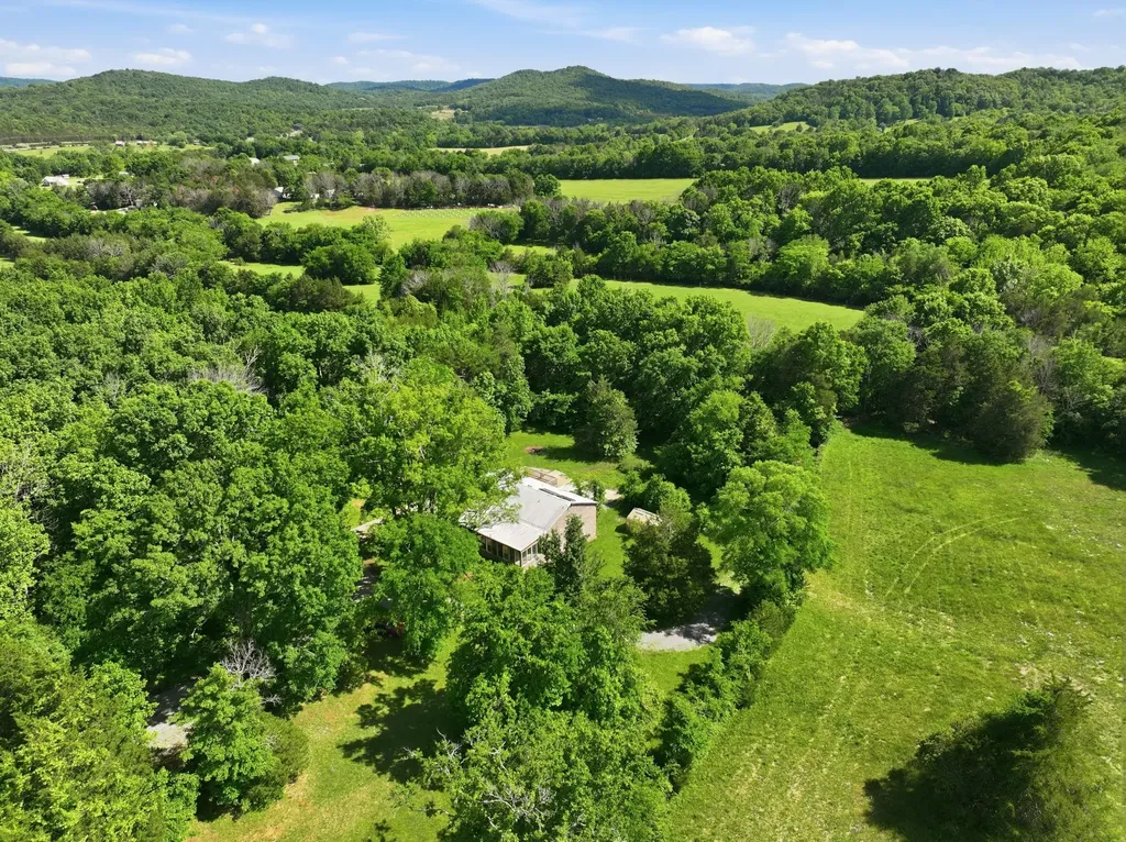 71 Linda Lane Readyville TN 37149