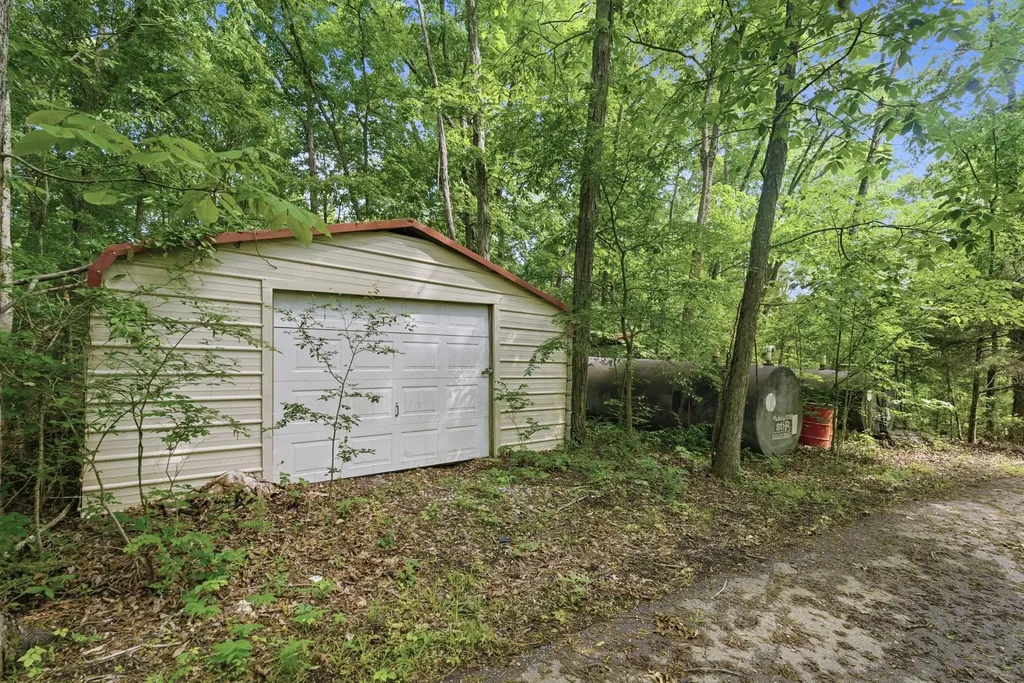 71 Linda Lane Readyville TN 37149