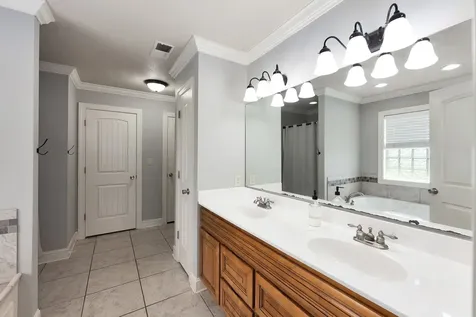 100 Mary Kate Lane Henderson TN 38340