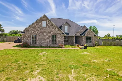 100 Mary Kate Lane Henderson TN 38340