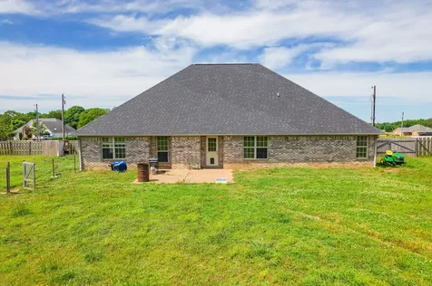 100 Mary Kate Lane Henderson TN 38340