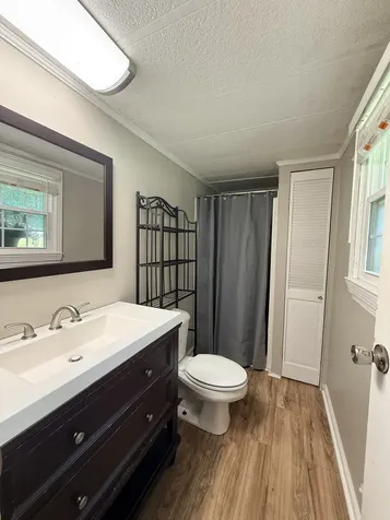 156 Lakeshore Circle Bumpus Mills TN 37028