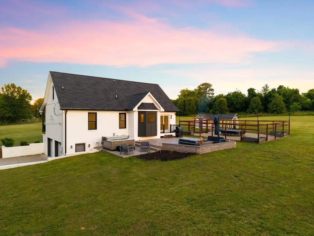 1707 New Hope Road Joelton TN 37080