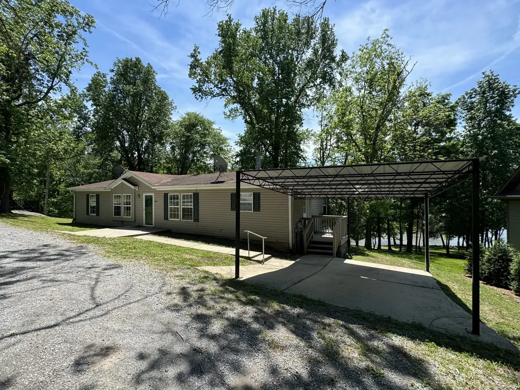 678 Laura Lane Lebanon TN 37087