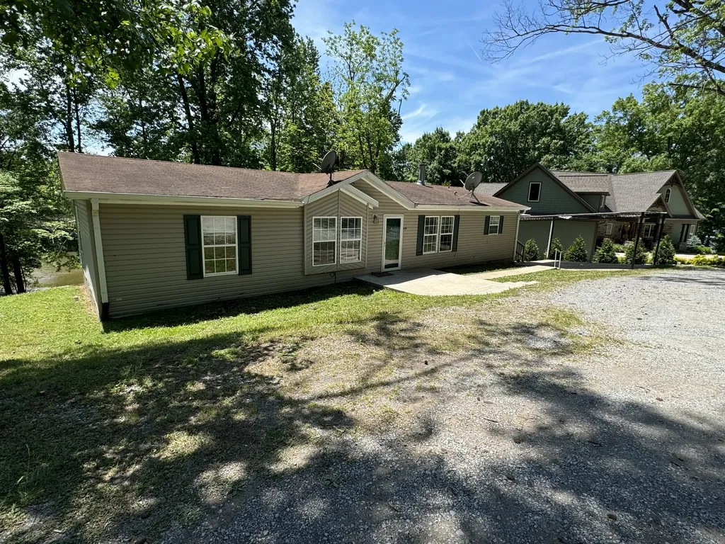 678 Laura Lane Lebanon TN 37087