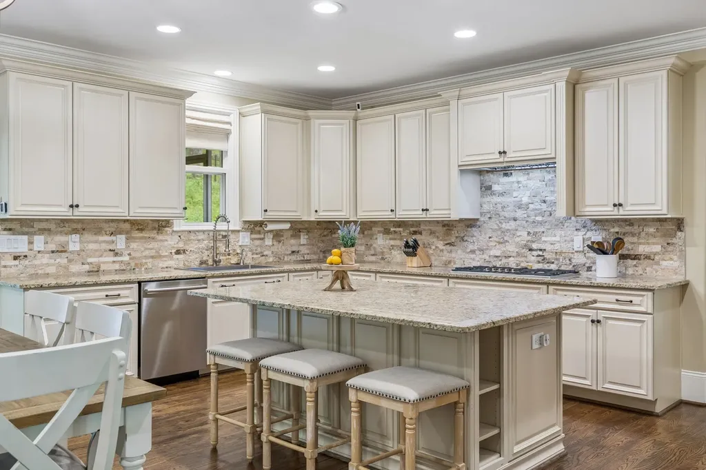 2288 N Berrys Chapel Road Franklin TN 37069