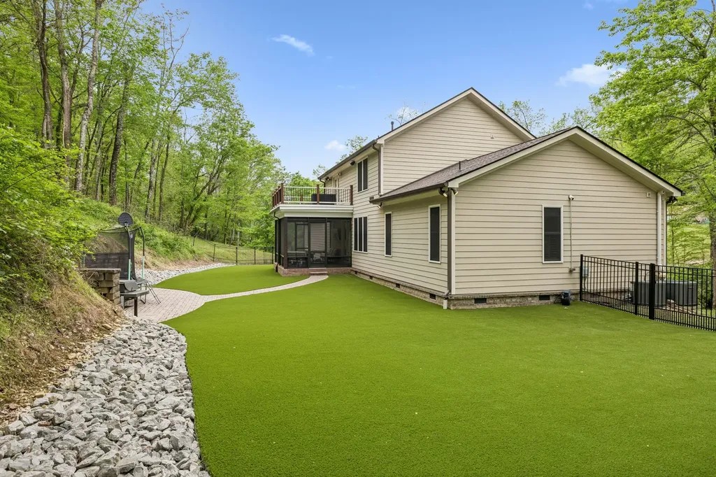 2288 N Berrys Chapel Road Franklin TN 37069