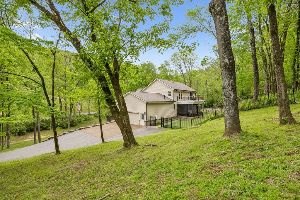 2288 N Berrys Chapel Road Franklin TN 37069
