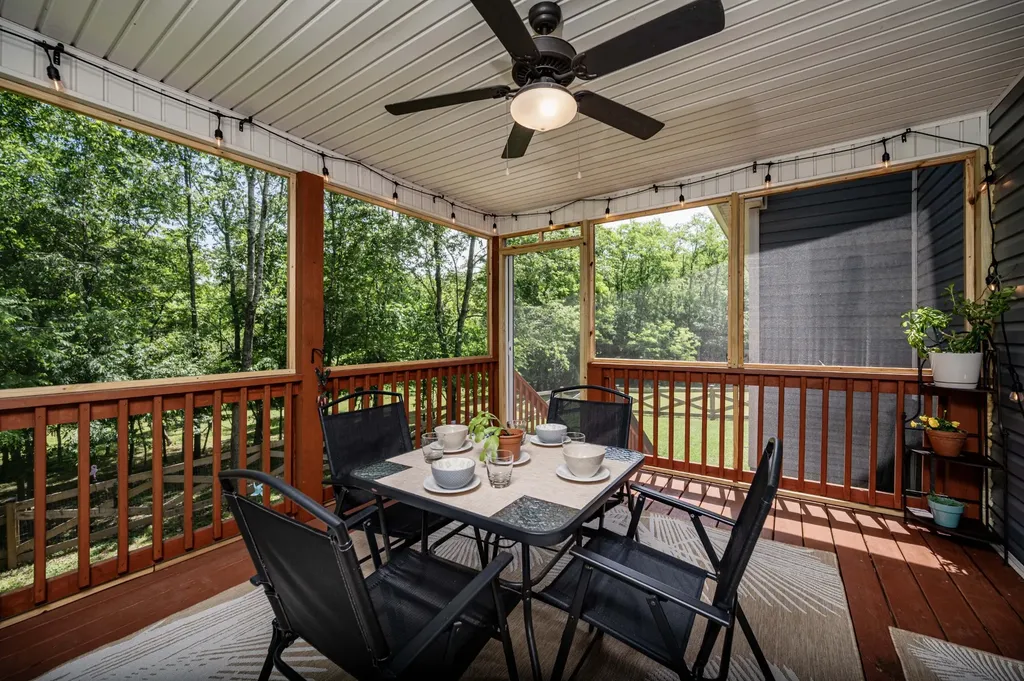 103 Canyon Drive Clarksville TN 37042