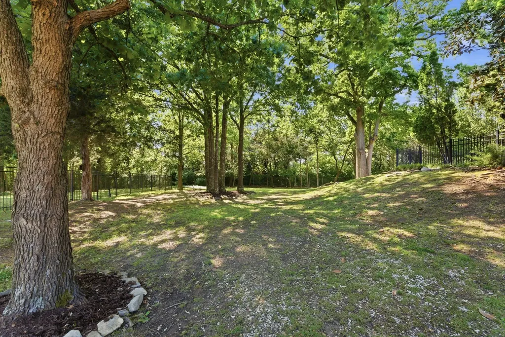9429 Weatherly Drive Brentwood TN 37027