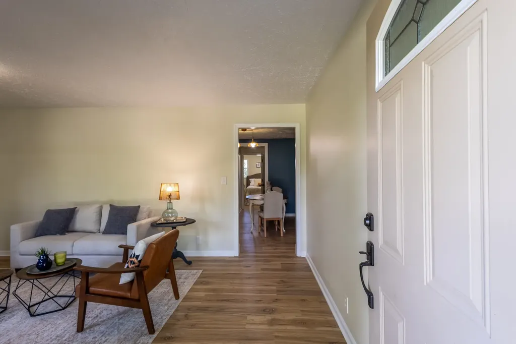 182 Dale Terrace Clarksville TN 37042