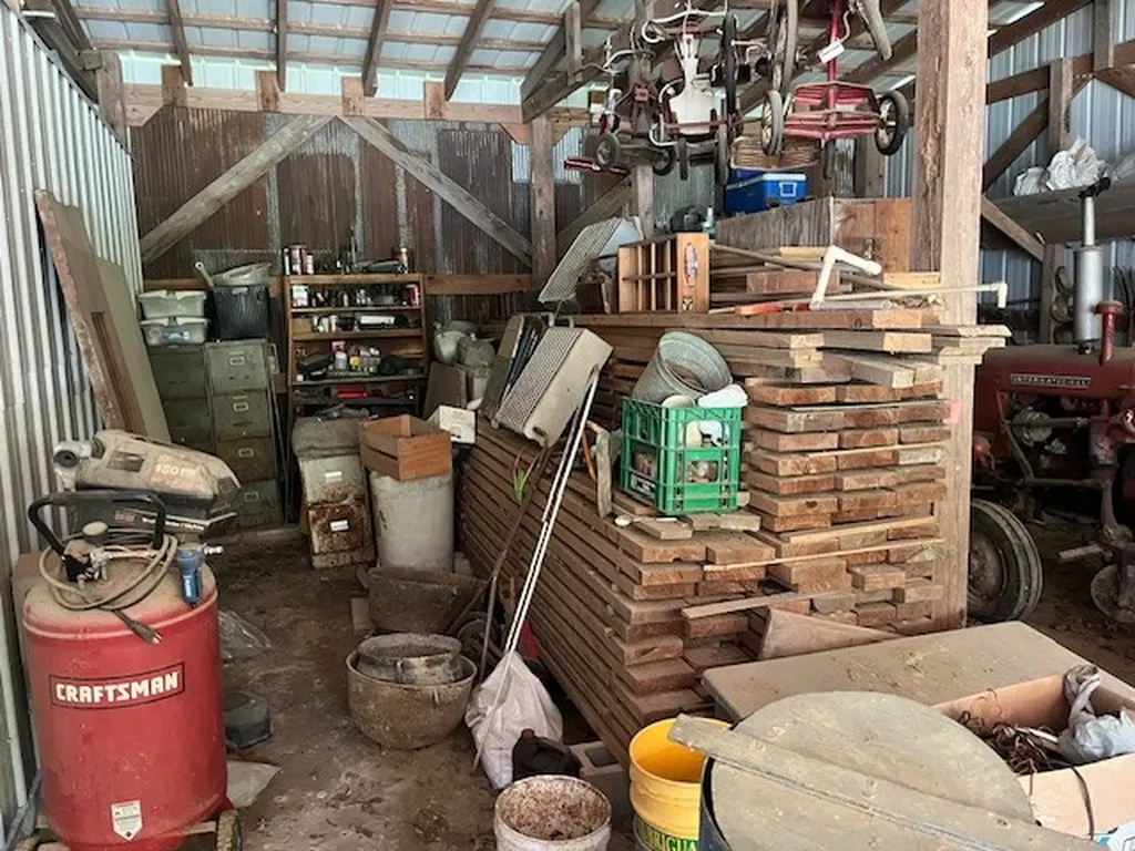 1720 Besstown Road Beersheba Springs TN 37305