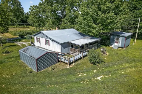1720 Besstown Road Beersheba Springs TN 37305