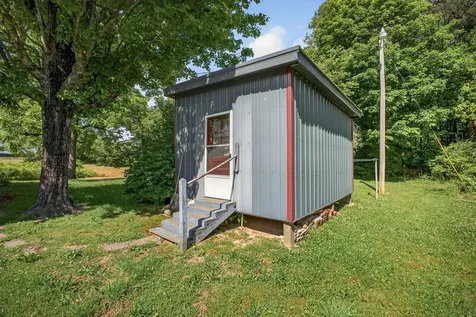 1720 Besstown Road Beersheba Springs TN 37305