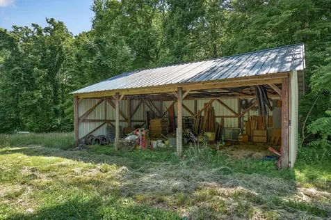 1720 Besstown Road Beersheba Springs TN 37305