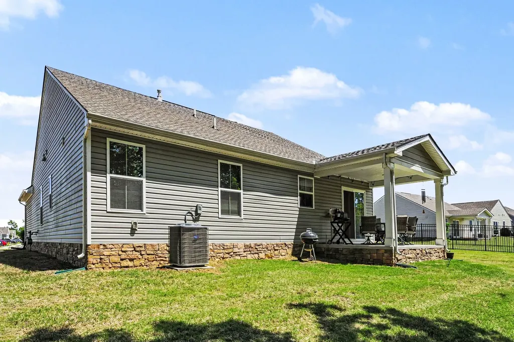 337 Carothers Way White House TN 37188