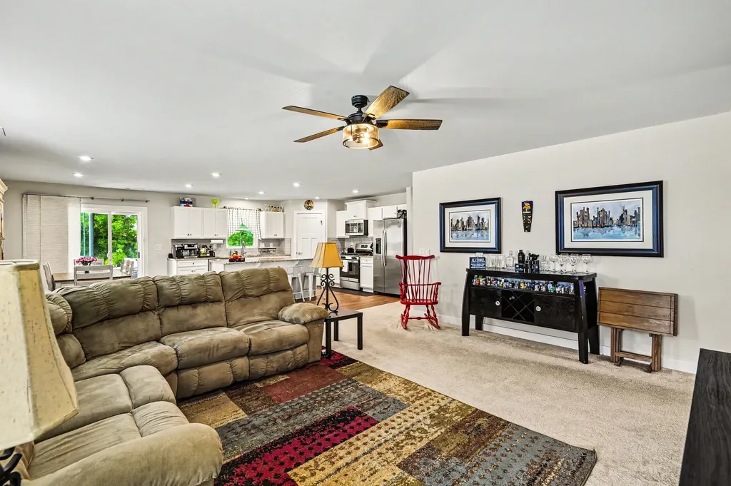 337 Carothers Way White House TN 37188