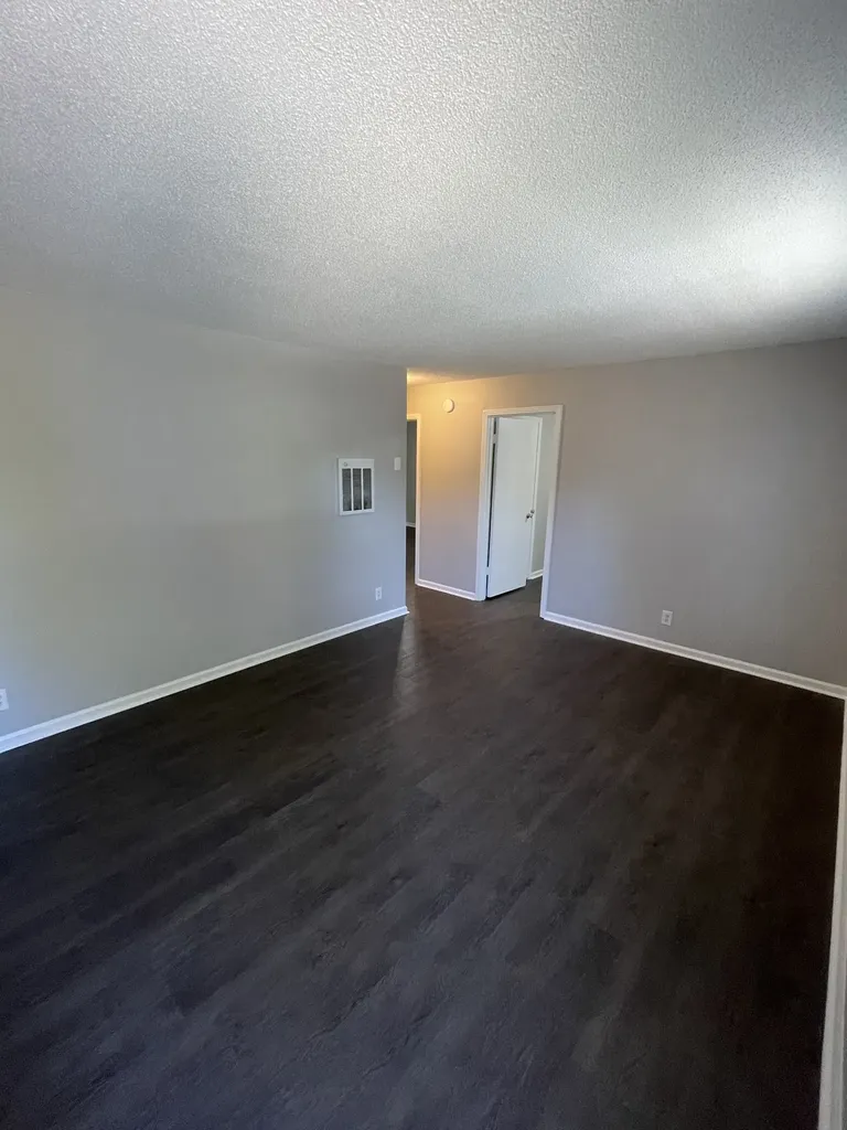 132 A Street Clarksville TN 37042