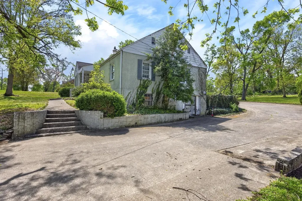 118 S Graycroft Avenue Madison TN 37115