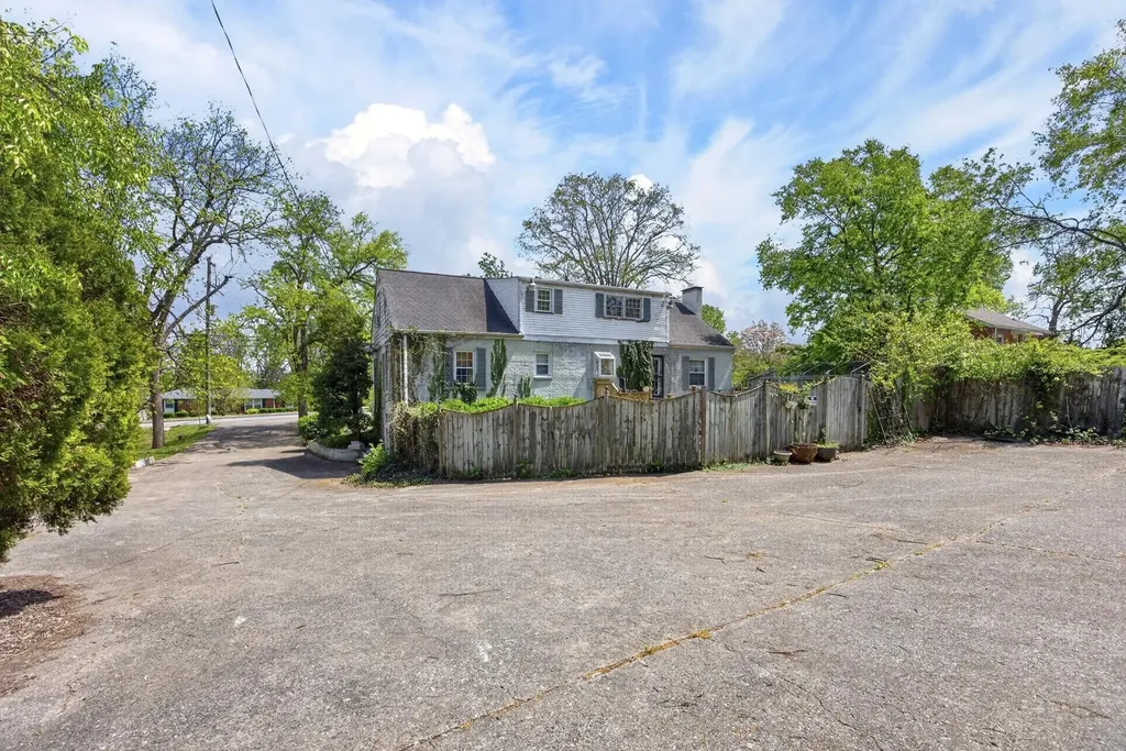 118 S Graycroft Avenue Madison TN 37115