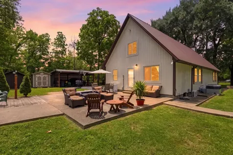 2540 Carl Fox Road Cornersville TN 37047