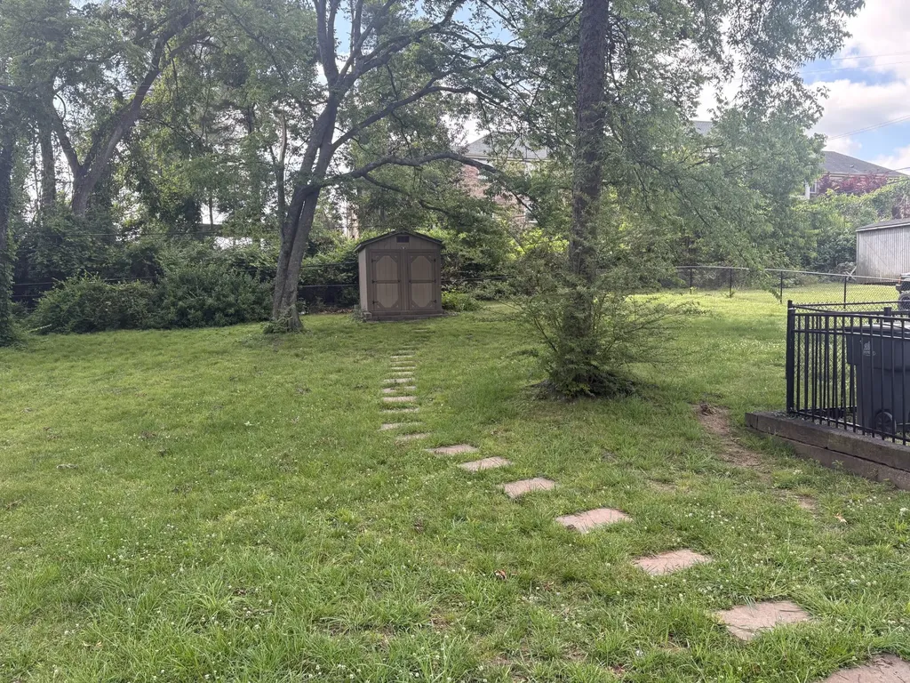 51 Brookwood Terrace Nashville TN 37205